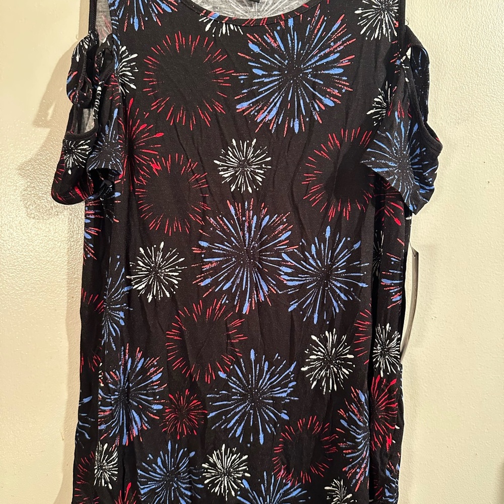 Rock & Republic Red and Black Short Sleeve Tee